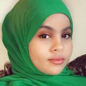 Meet your Posher, Aisha